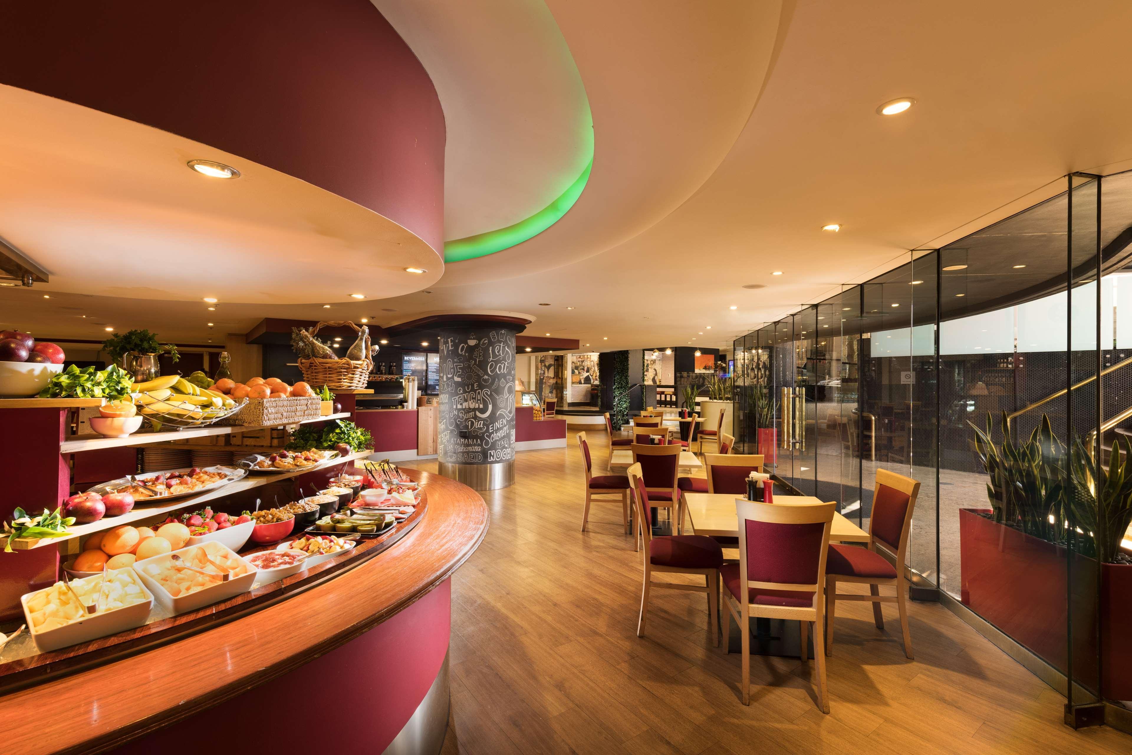 Stamford Plaza Adelaide Otel Dış mekan fotoğraf The restaurant