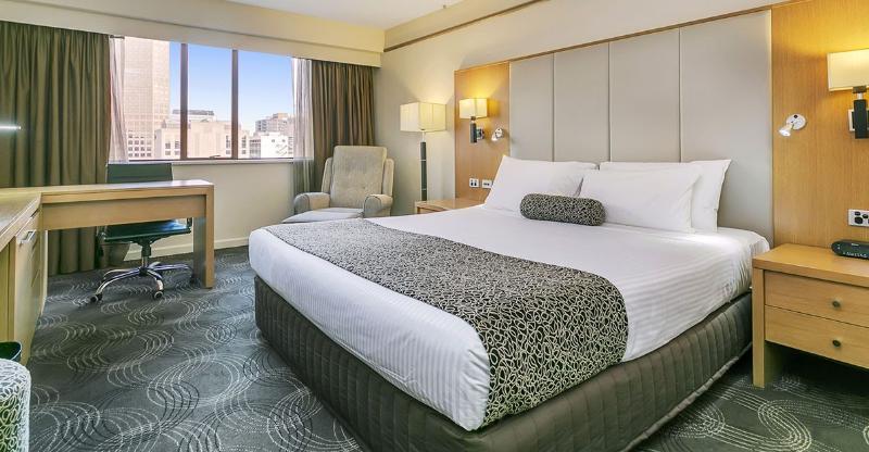 Stamford Plaza Adelaide Otel Dış mekan fotoğraf A room at the Hilton San Francisco